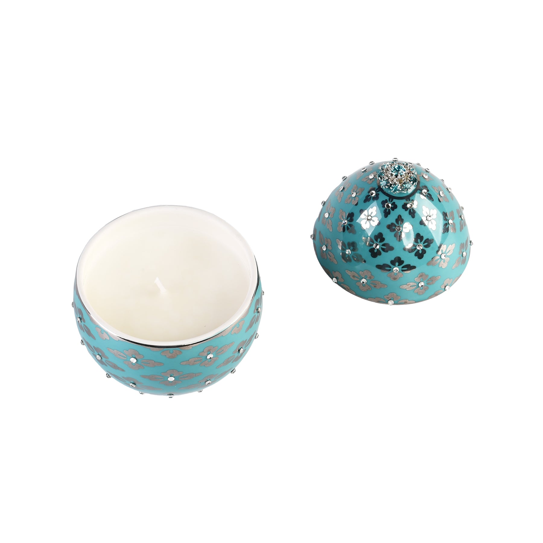 Organic scented candle with a beautiful aqua finish, enhancing any home fragrance collection.